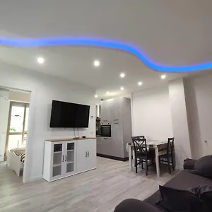 Appartamento House Garden, 300m Dal Mare, Wifi, Bici, Giardino Privato, Clima